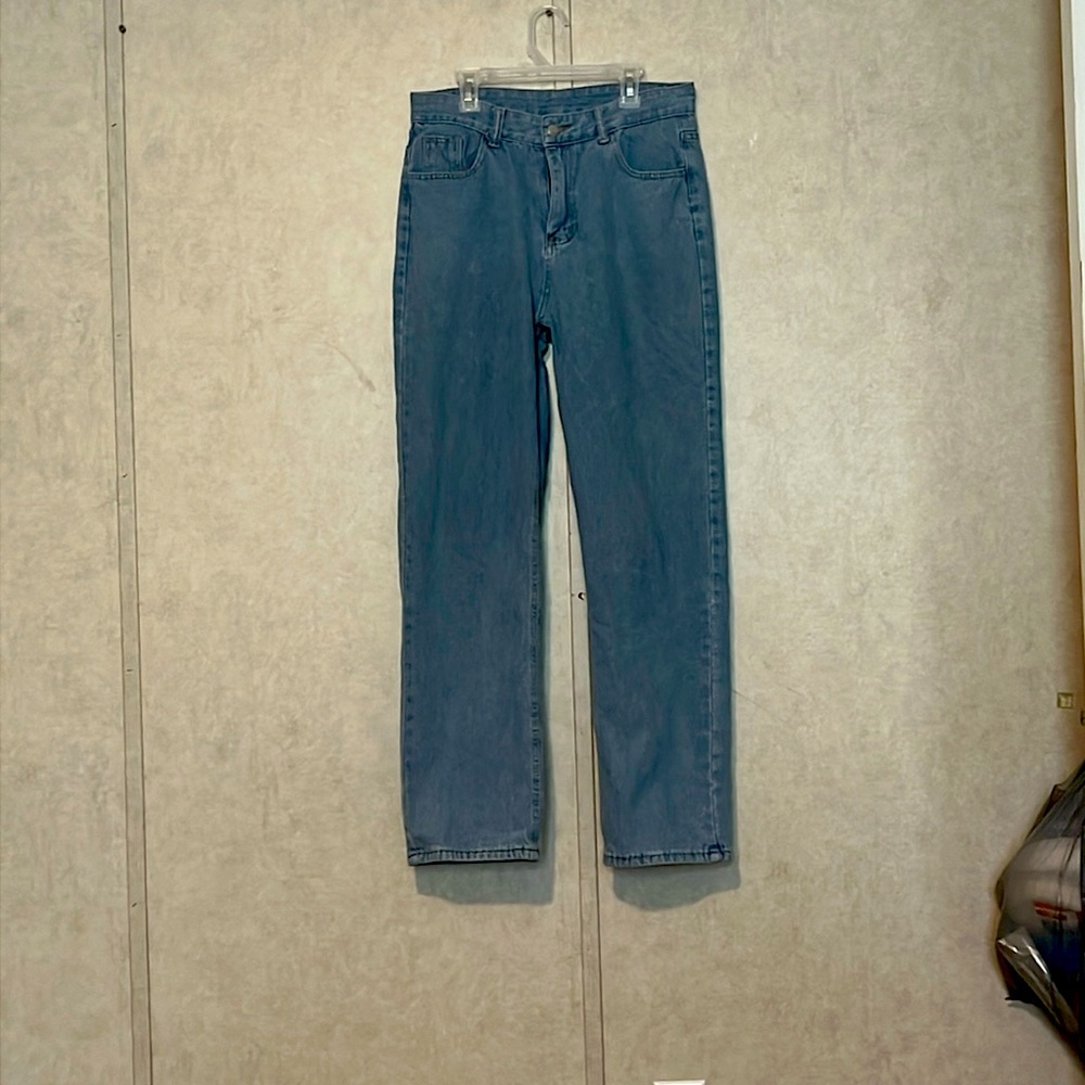 Women's straight jeans